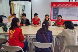 浓浓关爱暖人心，云开体育·(KAIYUN SPORTS)官方网站-云开(中国)集团党支部慰问困难单亲家庭