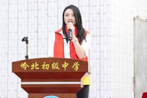 云开体育·(KAIYUN SPORTS)官方网站-云开(中国)集团陈文舒一行到湛江爱心助学